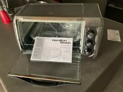 Petit four de comptoir Hamilton Beach, View more