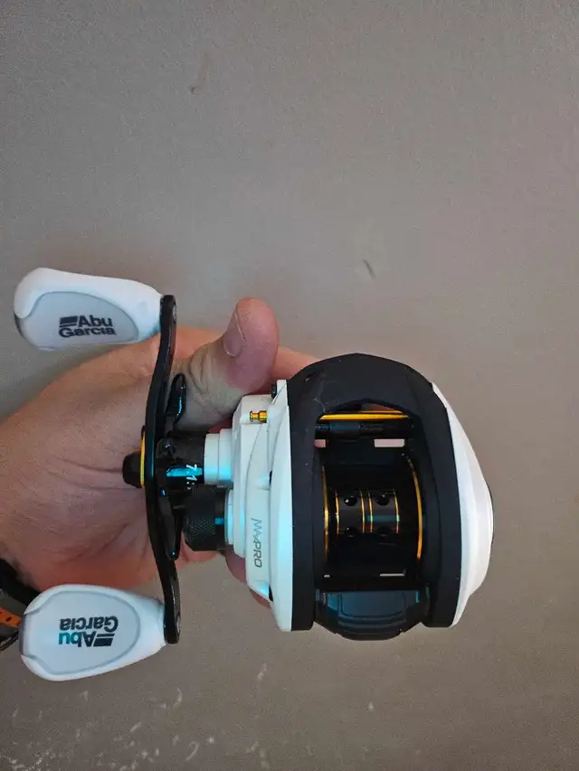 Abu Garcia Max Pro Casting Reel