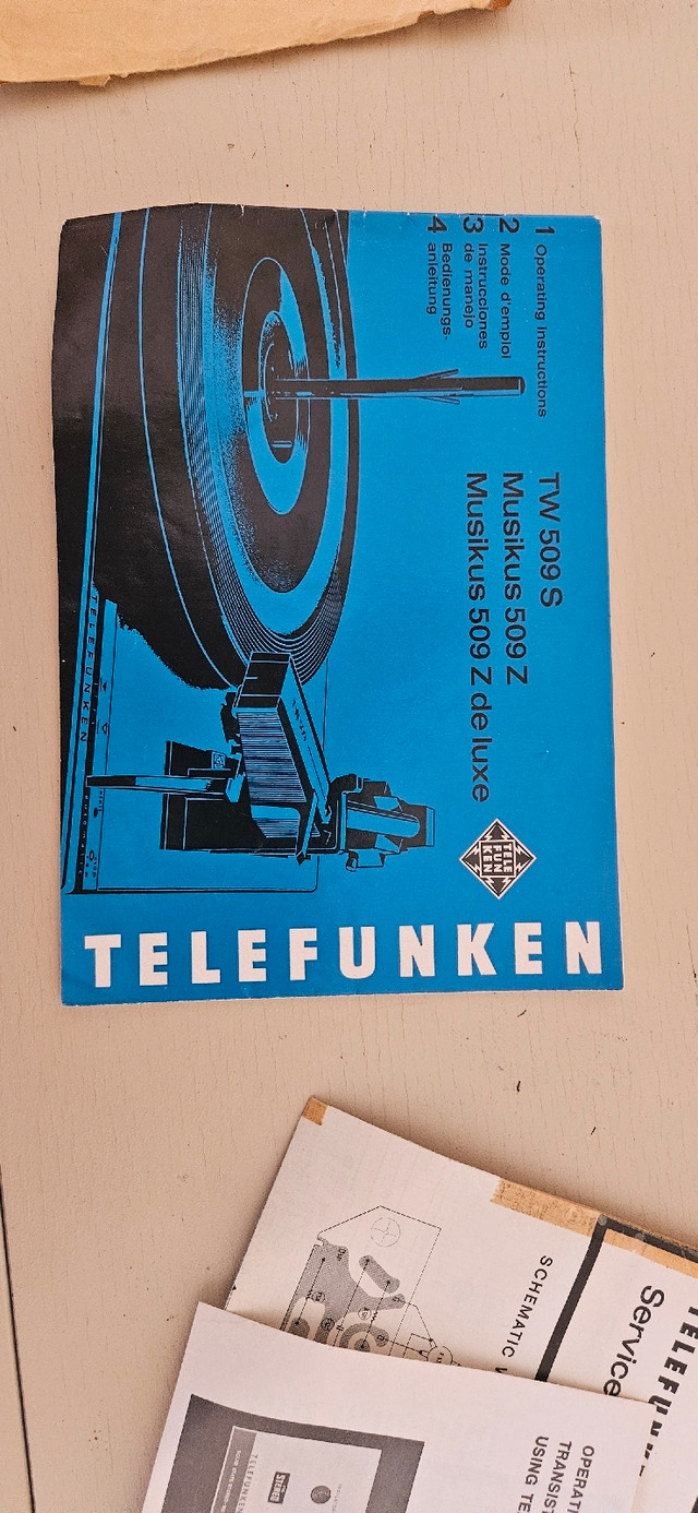 Telefunken Console Stero in Other in Oshawa / Durham Region - Image 4