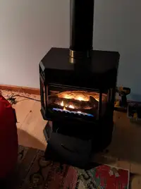 Propane fireplace with chimney 