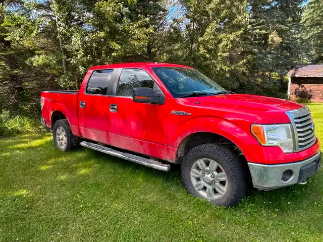 Ford F150 4x4 crew cab short box XTR