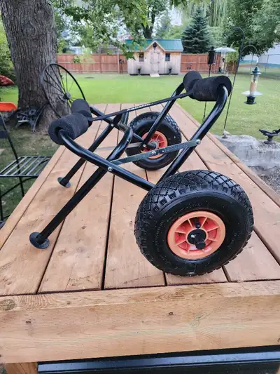 GREAT CONDITION INFLATABLE TIRES COLLAPSIBLE FOR EASY STOWAGE NO STRAPS INCLUDED PRICE IS FIRM ANYTI...