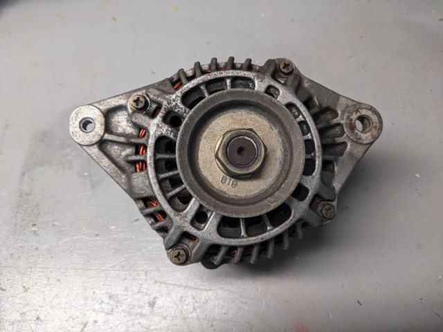 Nissan Skyline R34 Alternator dans Moteur, Pièces de Moteur  à Laval/Rive Nord - Image 2