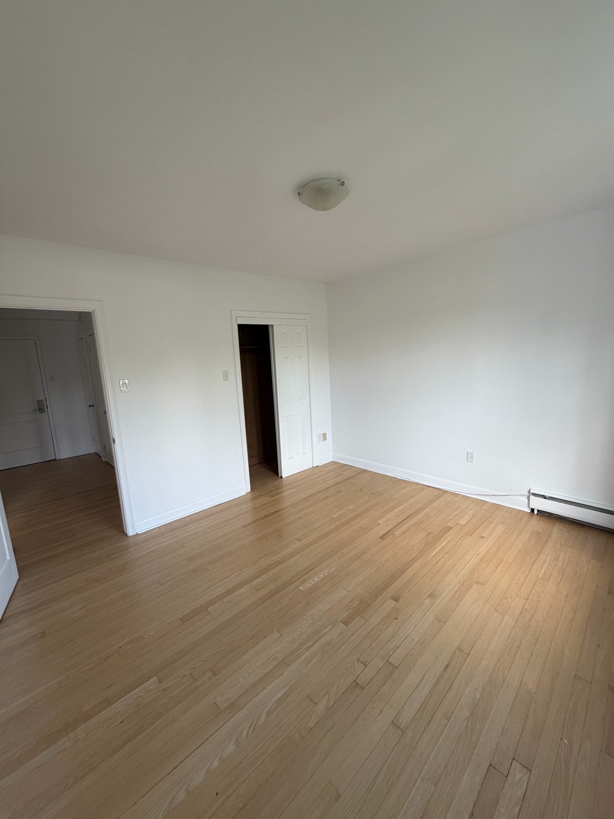 925 Av. Myrand — photo 3