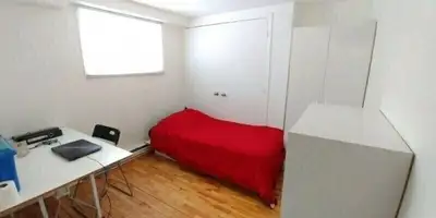 A côté Université Laval et Cégep Garneau pour étudiant(e) non fumeur, 1er juillet, appartement de ci...
