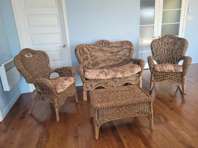 ensemble de meubles en rotin 4 morceau dans Articles multiples  à Saint-Hyacinthe