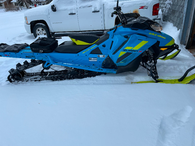 2018 Skidoo Summit X 175” in Snowmobiles in Swift Current - Image 3