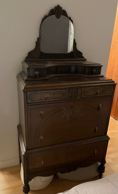 Antique Mahogany/Burled Maple Dresser - Beautifully Restored!!!