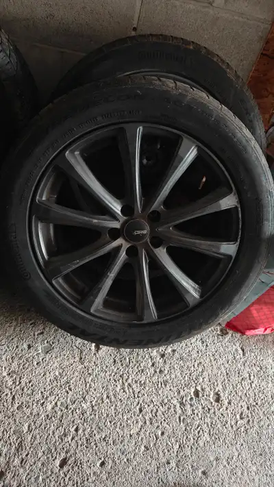 Bought new for over 2700. Selling since they do not fit on new vehicle. Very sleek nice looking rims...