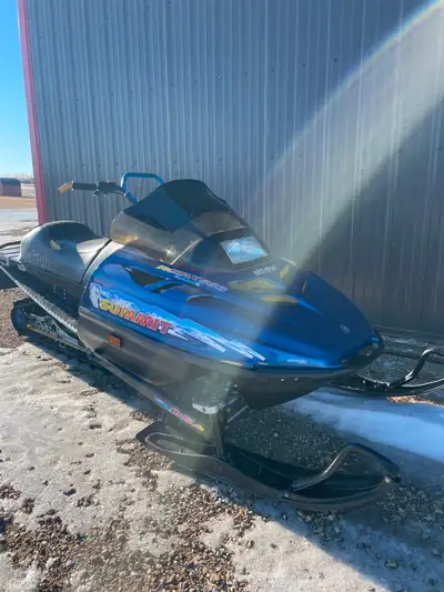 1997 Summit 670 Skidoo Snowmobile for sale (Has incorrect 583 decal on hood) Runs good decent shape...