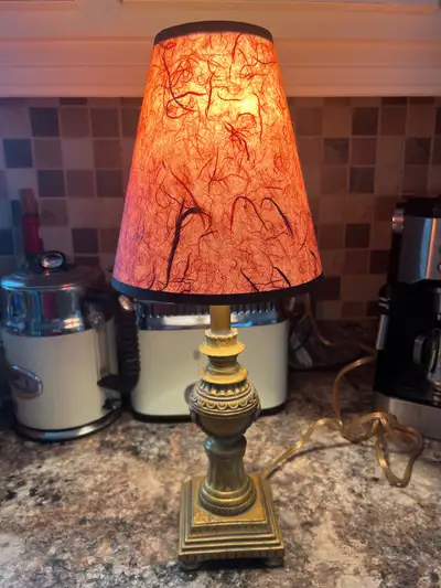 Lampe boudoir antique 18 pouces, View more