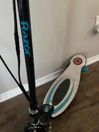 Razor electric Scooter 