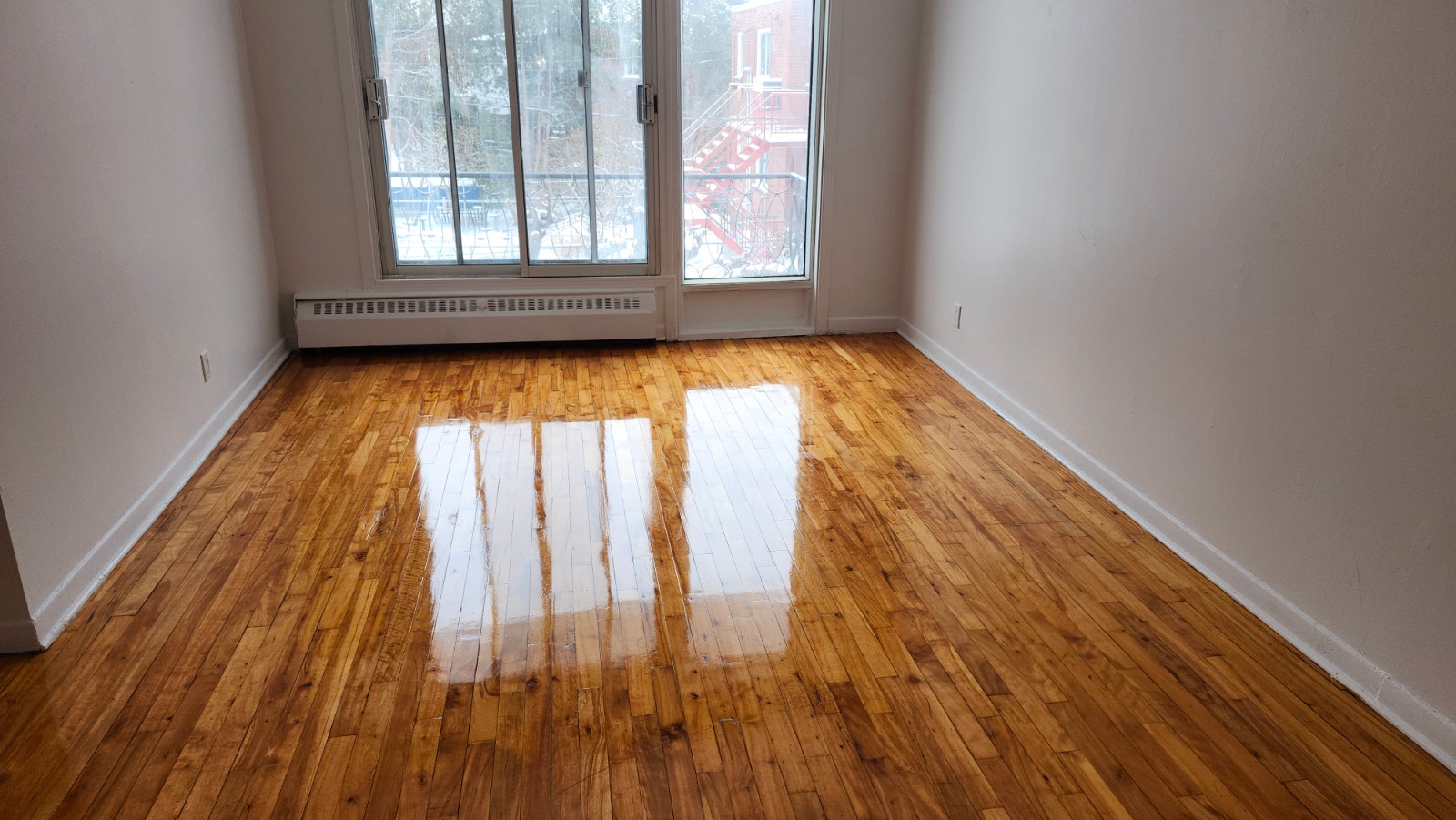 3 ½ Tres Grande - Chauffage & Eau chaude inclus — photo 1