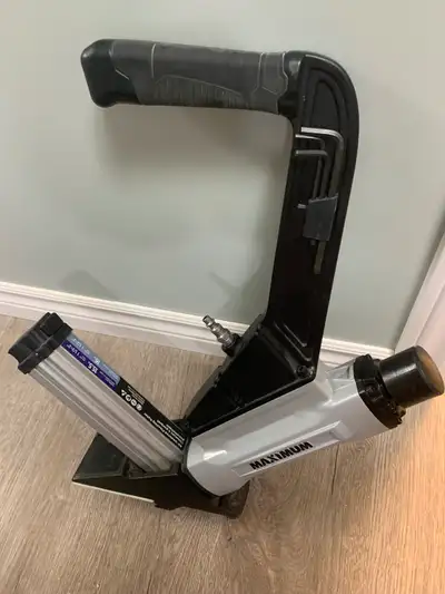 Mastercraft Flooring Stapler/Nailer, View more