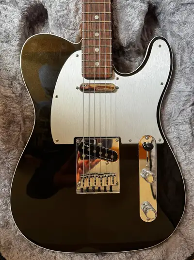Fender Ultra Telecaster - Texas Tea finish - as New!, View more