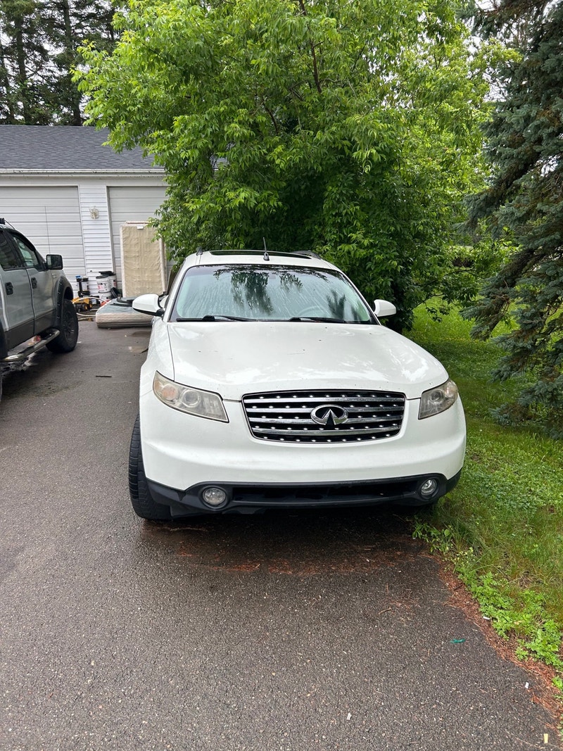 4000 Infiniti fx35 Cars & Trucks Moncton Kijiji