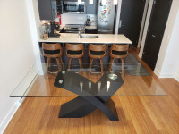 Dining Table (STRUCTUBE)
