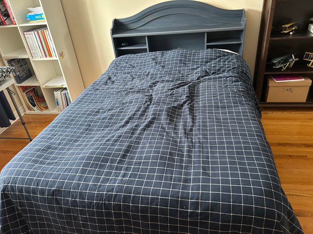 Ensemble lit double bed set dans Lits et matelas  à Ville de Montréal