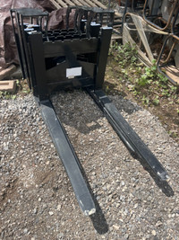 Mini Skid Steer Pallet Forks. New