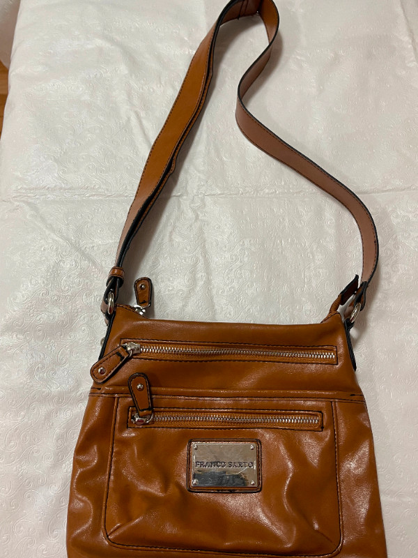 Franco Sarto~Crossbody purse~Messenger Bag in Women's - Bags & Wallets in Barrie