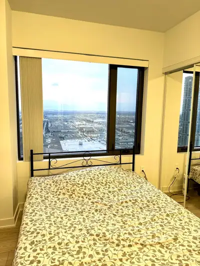 Short-Term Furnished Room for Rent – Vaughan (Hwy 7 Area) | April 1 – May 1 A fully furnished 2-bedr...