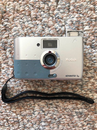 Kodak Advantix T40 Point & Shoot Film Camera