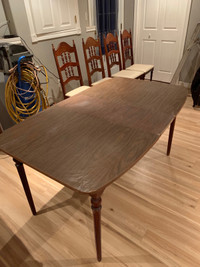  Table and 4 chairs 