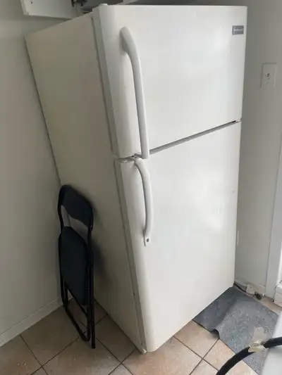 fridge marque frigidaire, View more
