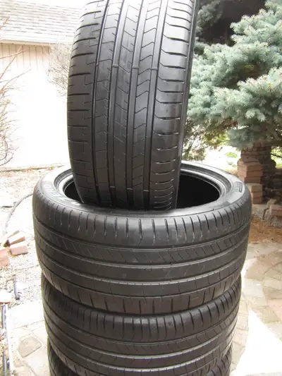 New ,removed from new BMW X7 factory BMW star run flat performance summer tires ,Pirelli P zero ps4,...