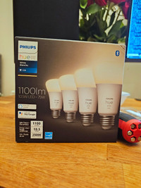 [BNIB] Philips Hue 2700k 1100 Lumens 4 Bulbs