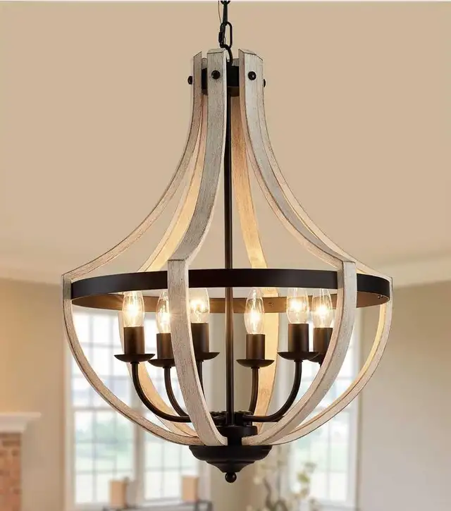 Chandelier BNIB