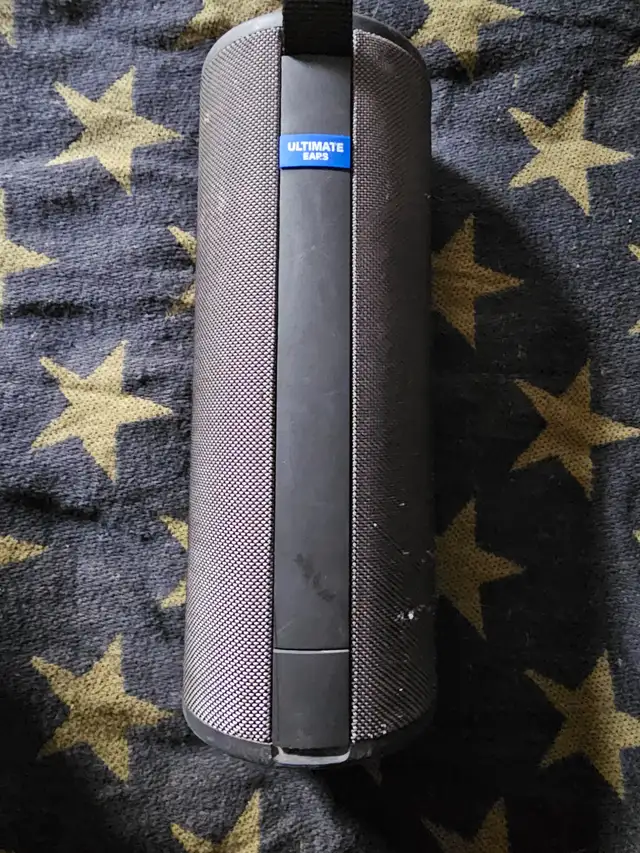 Ultimate Ears Mega Boom 4 Sony Mobile Bluetooth Speaker in General Electronics in Markham / York Region - Image 3