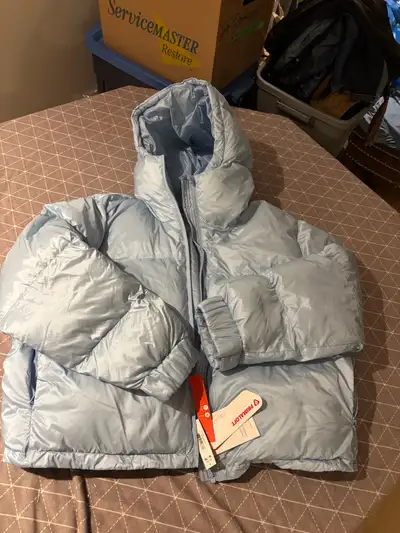 Women’s winter coat new XL, View more