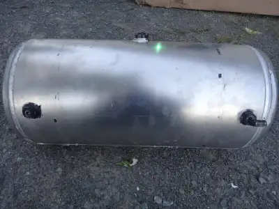Nous vous offrons des réservoirs a air neuf en aluminium et ou neuf en aluminium peinturer noir Dime...