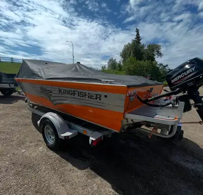 2023 KingFisher Falcon Jet Boat Loaded, Low Hours, Rare Colour Turn heads on the water with this 202...