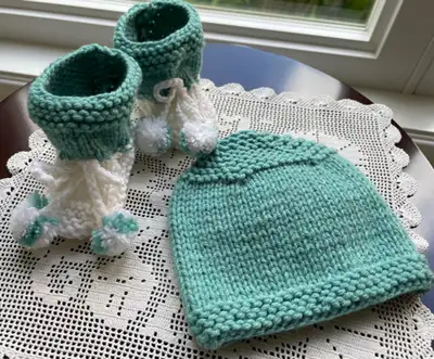 One-of-a-Kind Hand Knit Baby Hat & Booties Set#2 (Green), View more