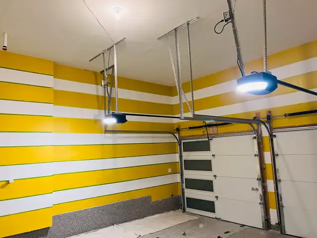 Painting63008304576643124