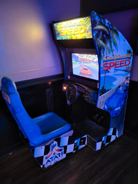 California speed full size racing arcade machine 