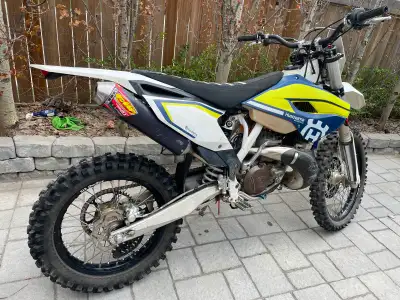2016 Husky Husqvarna TE300 Two 2 Stroke Dirt Bike 1800km 78hrs Kick Start & Electric Start JD Jettin...