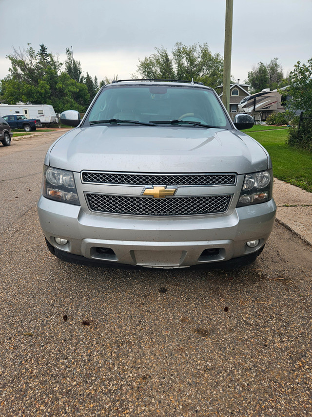 2011 Avalanche LTZ in Cars & Trucks in Calgary - Image 3