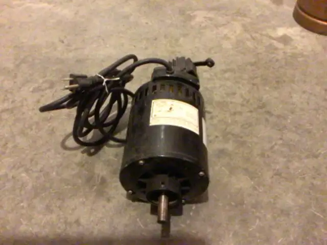 Moteur électrique in Other in Rimouski / Bas-St-Laurent - Image 2