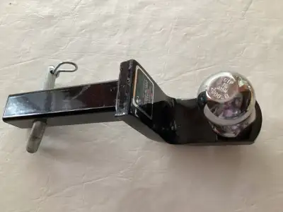 ATTACHE REMORQUE ''CURT'' BOULE 1 7/8pc treuil 1 1/4pc NEUF