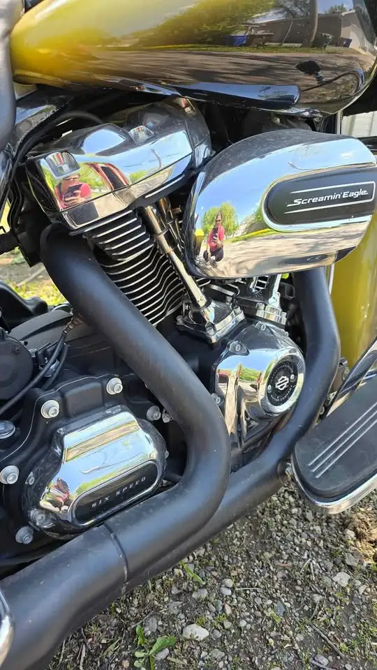 2017 Harley-Davidson Road Glide Special in Touring in Regina - Image 5