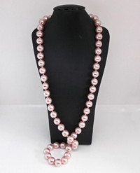 KISSAKA Glass Pearl Necklace Dusty Peach Pink Hand Knotted