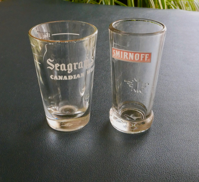 Vintage Barware: Shot Glasses & German Beer Glasses in Arts & Collectibles in Kelowna - Image 3