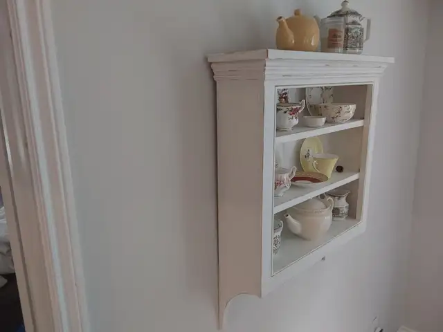 HANGING DISPLAY CABINET64407491992323121