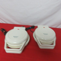 2 Toastmaster Waffle Makers White - Excellent