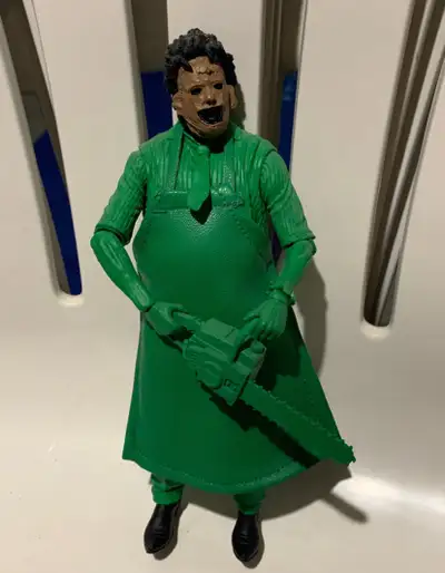 Figure is in mint shape! Used for display only. Comes with box. Does not have the plastic insert tha...
