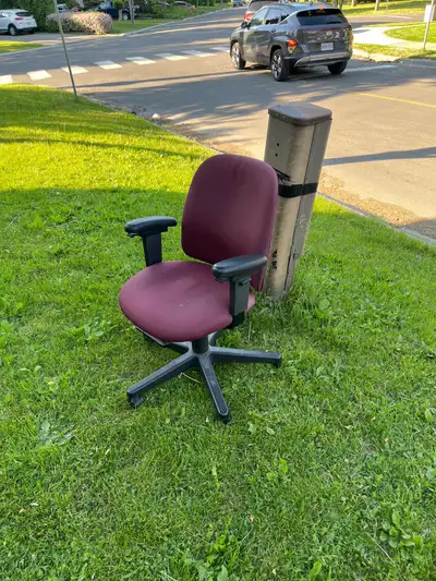  High quality, office chair, free , View more
