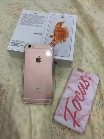 I am selling my Apple iPhone 6s Plus 128GB, wwhich is in good working condition. This device is full...